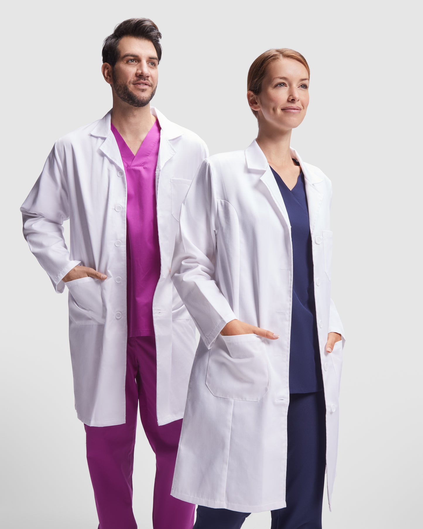 Universalus chalatas VACCINE MEN, ilgomis rankovėmis (įvairių spalvų)