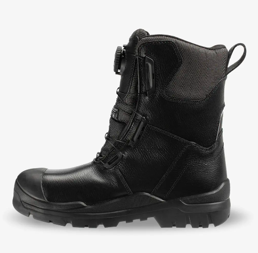 Aukštos kokybės žieminiai darbo batai, skirti profesionalams darbui atšiauriomis sąlygomis miške, ar šalto sezono metu, atsparūs vandeniui, pritaikyti specialiai kaip darbo rūbai