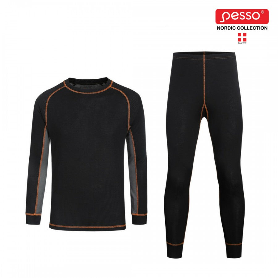 Pesso Thermo Active komplektas- tai pirmo sluoksnio drabužiai, padedantys išlaikyti optimalią kūno temperatūrą. Dėl unikalios trikotažinės medžiagos mezgimo struktūros šie gaminiai yra labai ploni, minkšti, gerai priglundantys prie kūno, todėl gali būti dėvimi ne tik intensyviai sportuojant, bet ir kaip apatiniai drabužiai. Pesso Active termo rūbai tinkami dėvėti ištisus metus.
