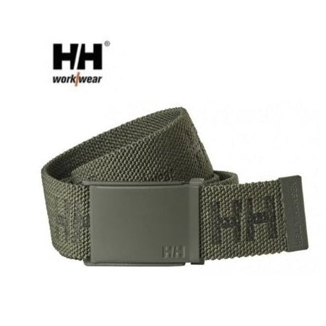 Tamprus elastingas diržas maksimaliam komfortui Helly Hansen. Tekstilinis tamprus diržas užsegamas su metaline chromuota sagtimi. Sagtis su HH logotipu veikia užspaudimo principu. Diržo juosta  yra su HH logotipu ir užbaigta chromuoto metalo detale.
