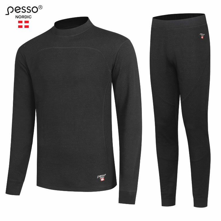 Pesso Thermo Merino komplektas- tai pirmo sluoksnio drabužiai, padedantys išlaikyti optimalią kūno temperatūrą. Dėl unikalios strikotažinės medžiagos mezgimo struktūros šie gaminiai yra labai ploni, minkšti, gerai priglundantys prie kūno, todėl gali būti dėvimi ne tik intensyviai sportuojant, bet ir kaip apatiniai drabužiai. Sudėtyje esanti merino vilna izoliuoja šilumą, bei sugeria drėgmę. Pesso Merino termo rūbai tinkami dėvėti žiemą aktyviai dirbant ar sportuojant.