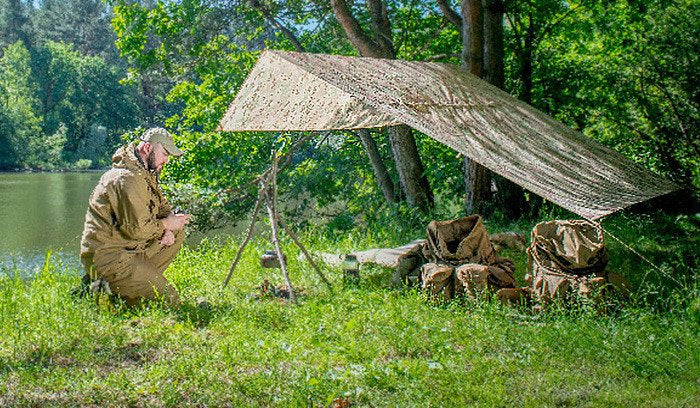 Maskuojančios spalvos tentas-pastogė Helikon-Tex Supertarp Shelter Cape – 3x3 m – Woodland