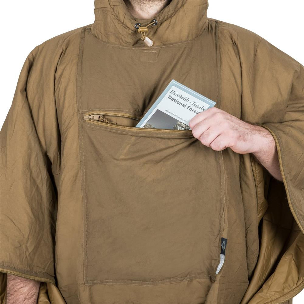 Universalus šiltas apklotas/pončas Helikon-Tex Swagman Roll Poncho, spalva Woodland