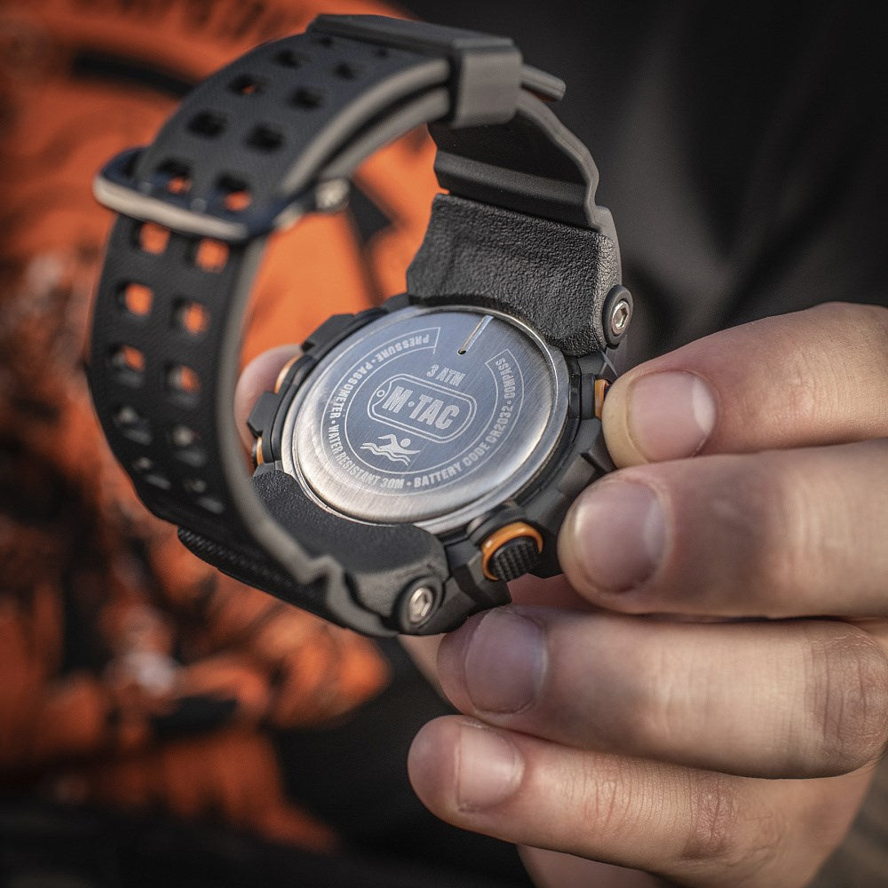 Elektroninis taktinis laikrodis M-Tac Adventure, juodos-oranžinės spalvos