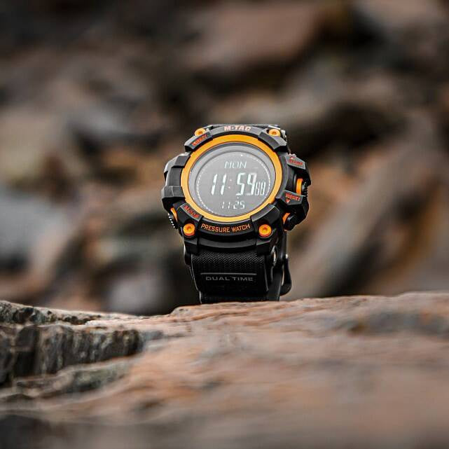 Elektroninis taktinis laikrodis M-Tac Adventure, juodos-oranžinės spalvos