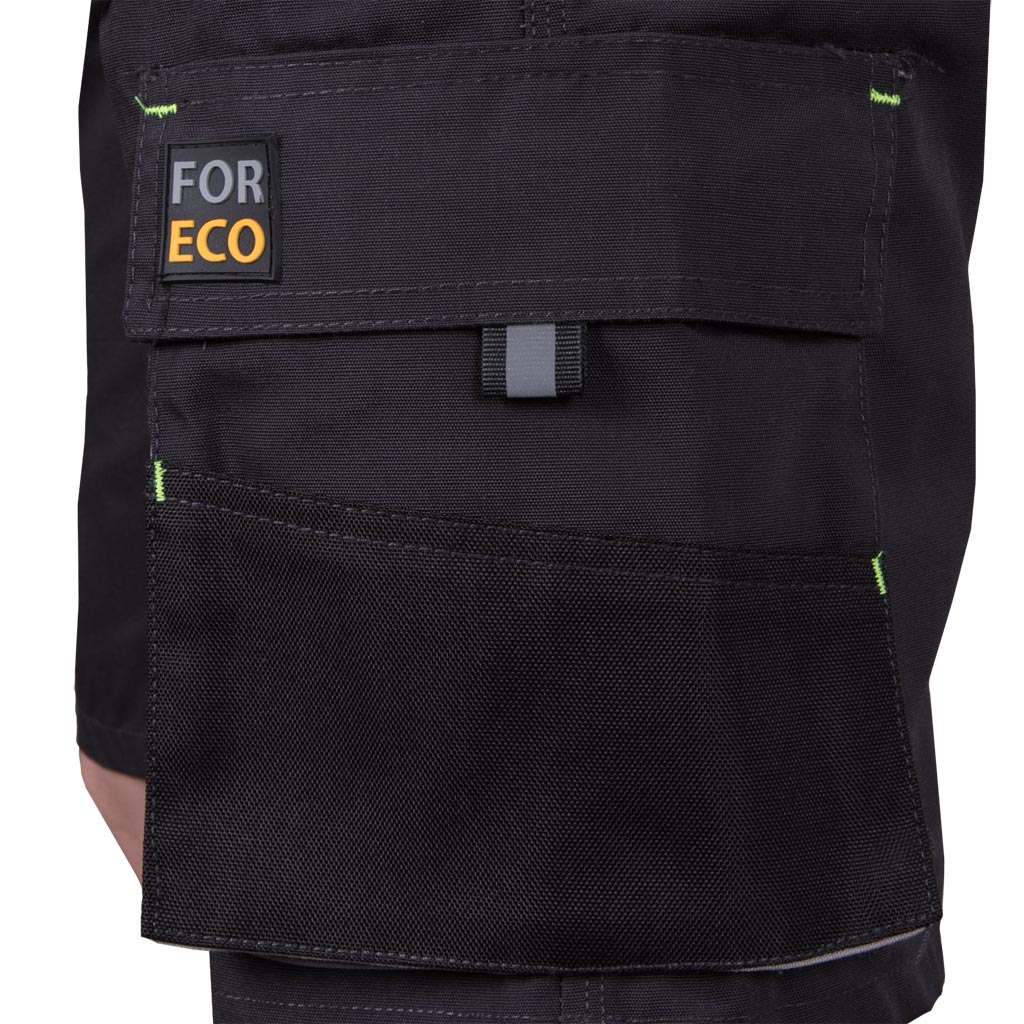 Vyriškų darbinių šortų kišenė iš kairės pusės