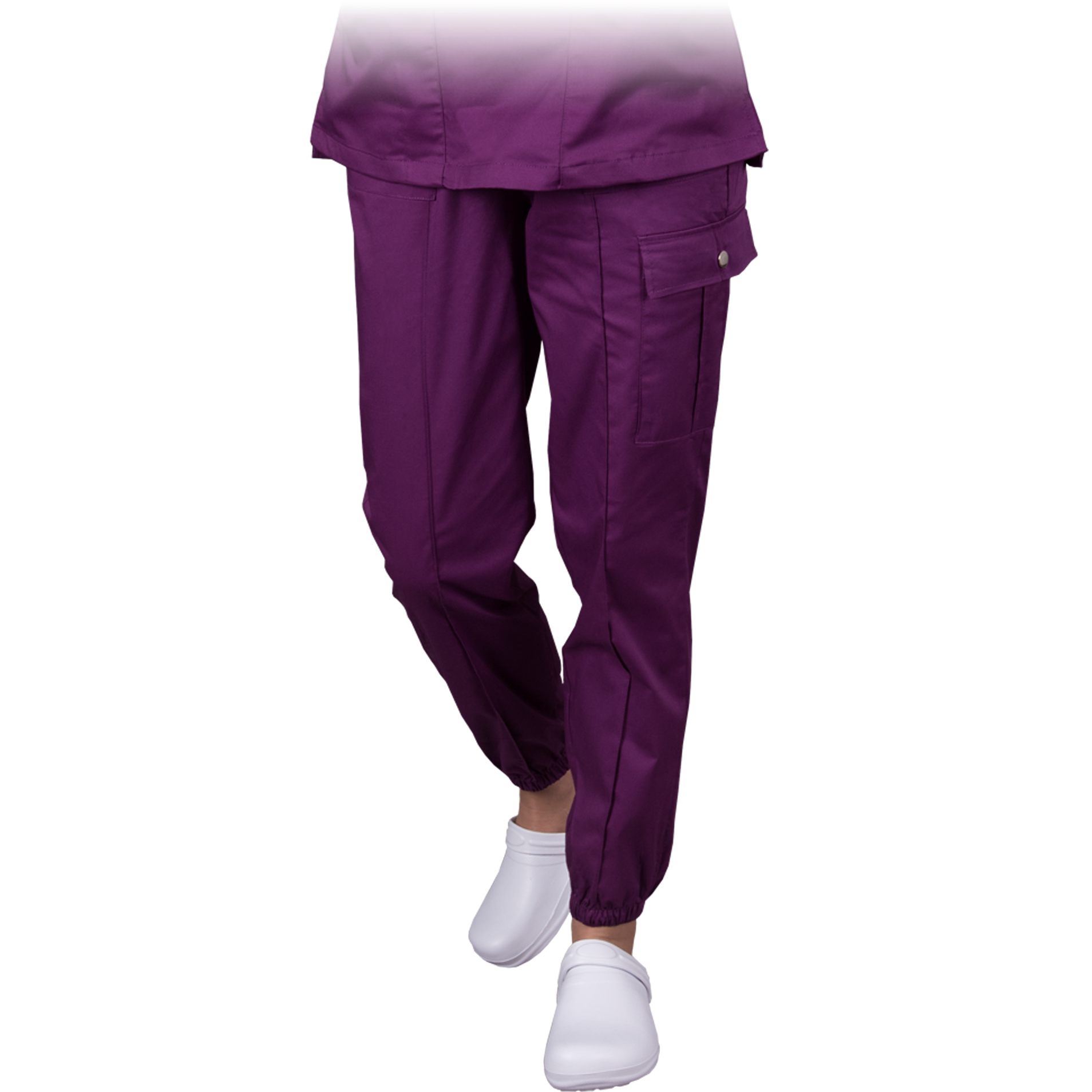 Tvirtos ir patogios moteriškos kelnės. Skirtos darbui paslaugų, maisto gamybos, sveikatos priežiūros bei kitose pramonės srityse. 52% medvilnė, 45% poliesteris, 3% elastanas svoris: 150 gsm penkios išorinės kišenės: dvi šoninės kišenės priekyje, viena ant kairės kojos susegta spaudėmis ir dvi g, kad būtų galima geriau reguliuoti dydį kojų galai su gumelėmis idealiai tinka kosmetikos, medicinos ir chemijos pramonei tinka dirbui laboratorijose