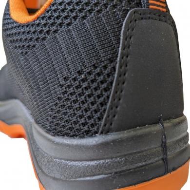 Šios kategorijos apsauginiai batai idealiai tinka tokioms pramonės šakoms kaip statyba, gamyba, nafta ir dujos bei transportavimas, kur darbuotojai susiduria su tokiais pavojais kaip krintantys daiktai, paslydimai, užkliuvimai. Dėl apsauginio pirštų dangtelio ir neslidaus pado jie tinka dirbantiems darbo vietose kur gali pasitaikyti krentančių sunkių daiktų.