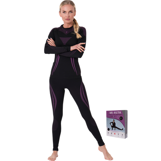Moteriškas termo komplektas. Komplekte yra termo marškinėliai ir termo kelnės. Kokybiška medžiaga, elastinga ir apsauganti nuo šalčio, pašalinanti prakaitą nuo odos.