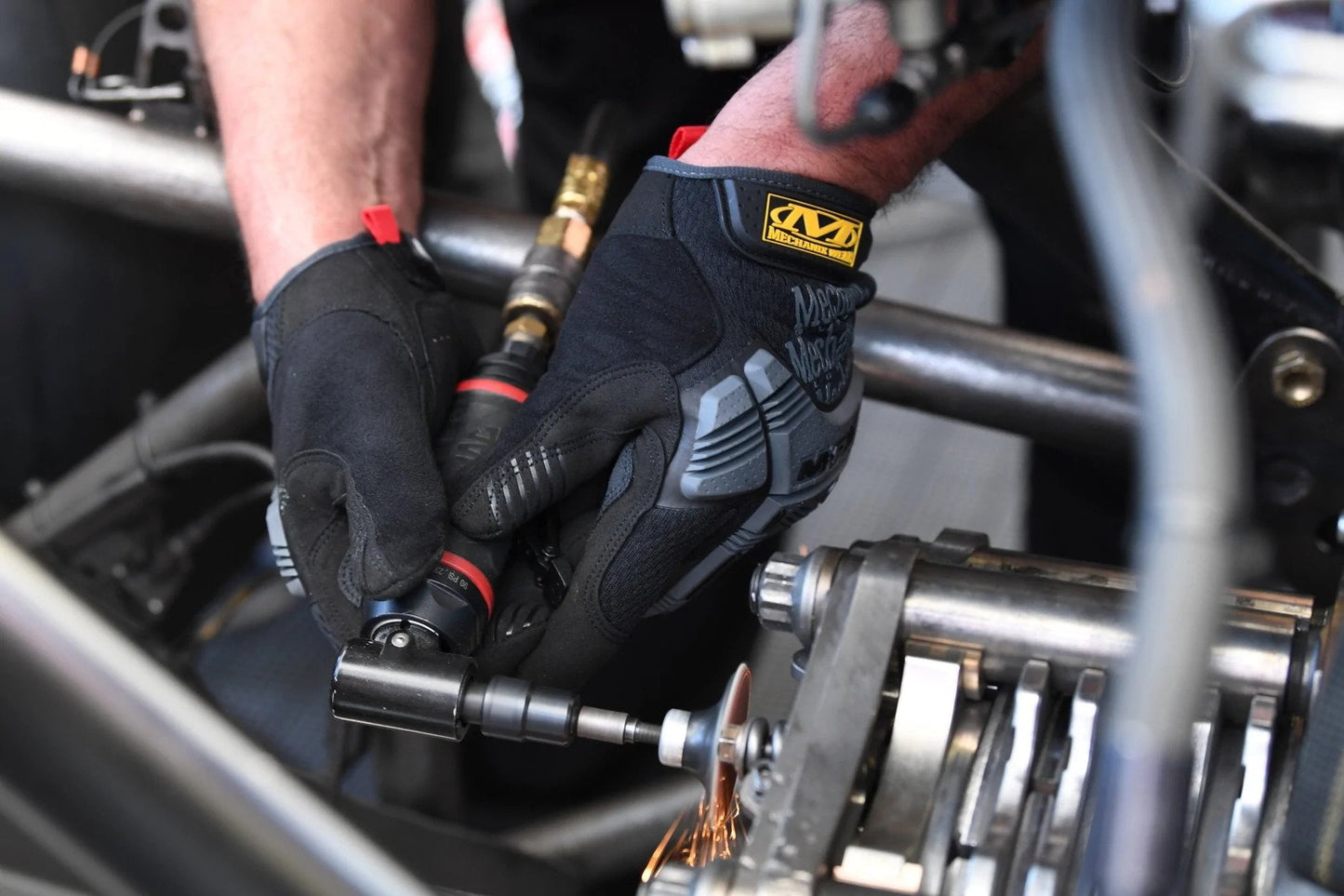 Pirštinės MECHANIX M-PACT BLACK aukščiausios kokybės prekė. Internetinėje parduotuvėje lietuvoje.