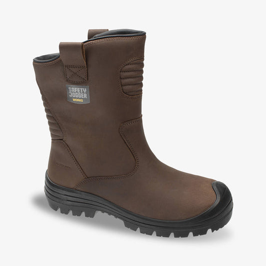 Kodėl prakaituoja kojos darbo batuose: priežastys ir sprendimai