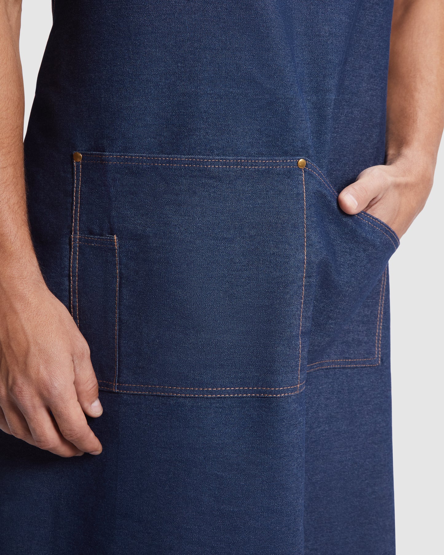 Long denim apron BATALI 98x92 cm, with pockets