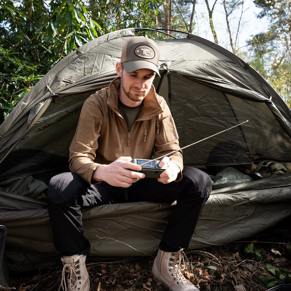 Išgyvenimo radijas Fosco Industries, su saulės baterija ir generatoriumi