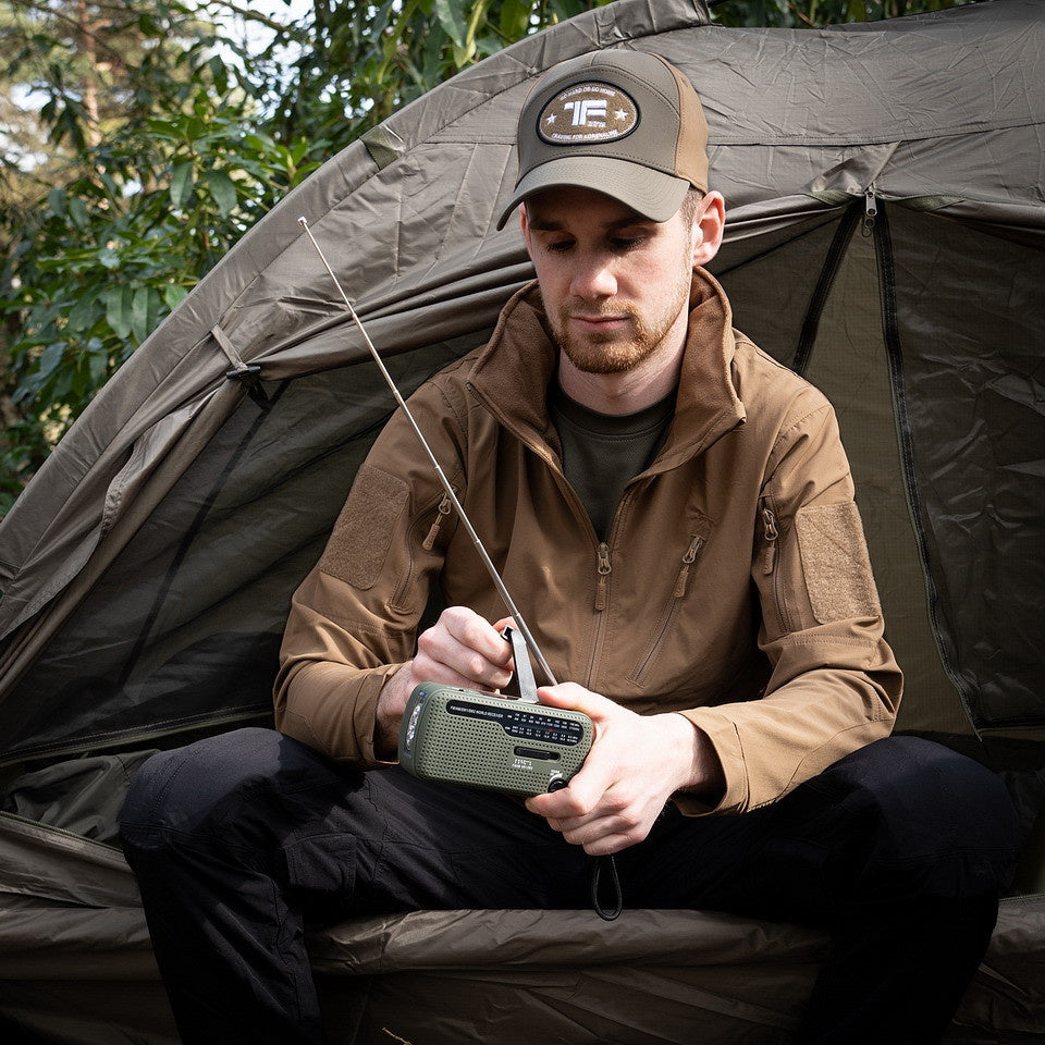 Išgyvenimo radijas Fosco Industries, su saulės baterija ir generatoriumi