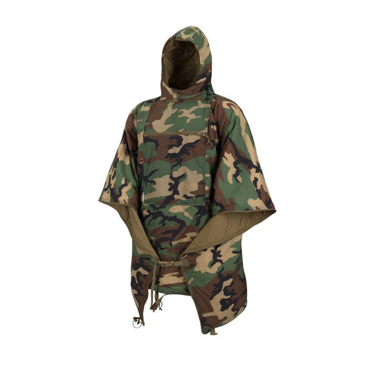 Universalus šiltas apklotas/pončas Helikon-Tex Swagman Roll Poncho Woodland